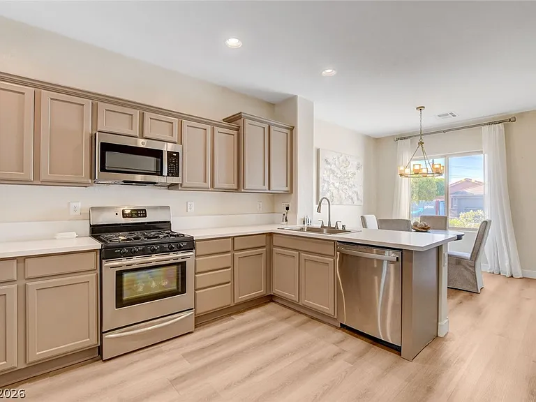 2649 Rue Marquette Ave — Photo 20