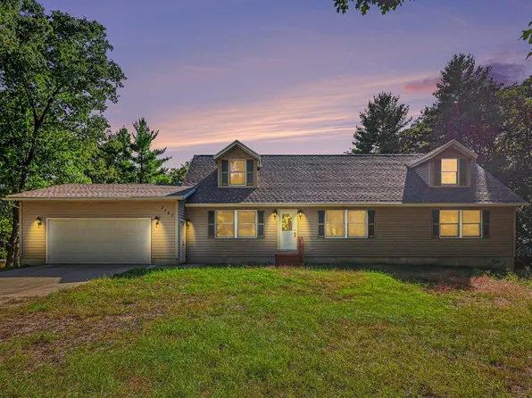 2361 E Raymond Rd, Twin Lake, MI 49457