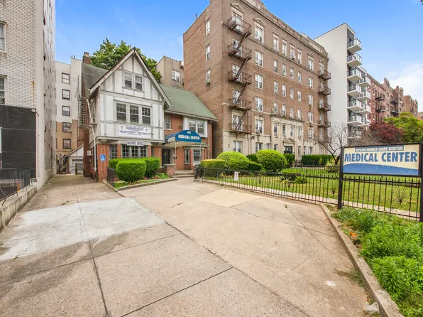 622 Ocean Avenue MIX-USE image 1 of 16
