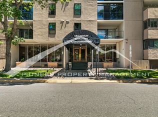 2 Adams St APT 402, Denver, CO 80206
