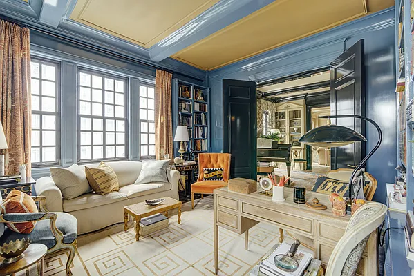 Sold by Compass | media 31