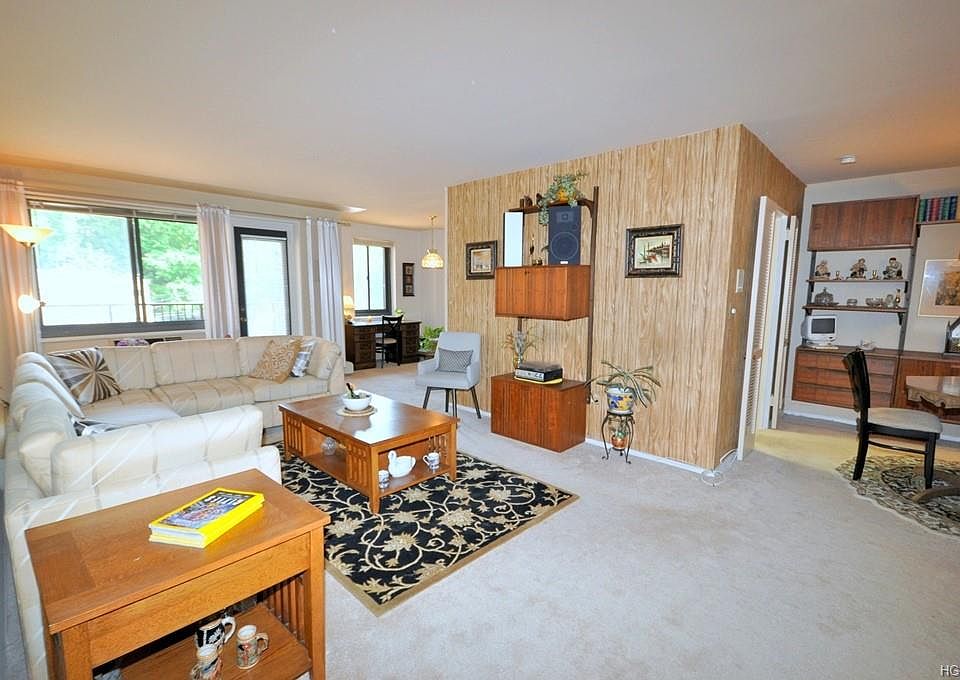1st image of 100 E Hartsdale Ave APT 4ME