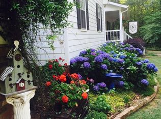 6505 Lake Sara Glen Dr, Douglasville, GA 30135
