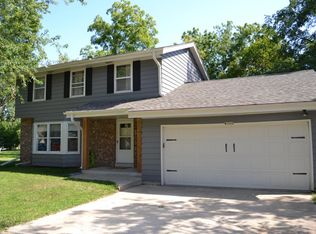 W1516 Fairway Rd, Mukwonago, WI 53149