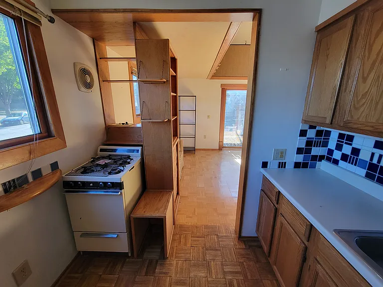 898 Raymond Ave #1 — Photo 23