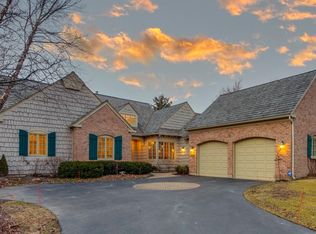 275 S South Shore Ln, Lake Forest, IL