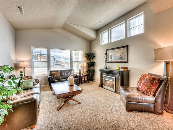 3rd image of 9335 N Rosebury Ln
