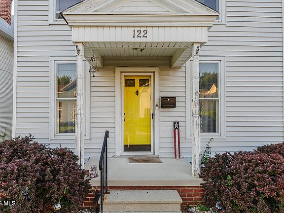 5th image of 122 Allen Ave