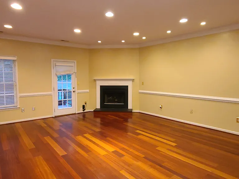 4128 Bush Lake Dr — Photo 2