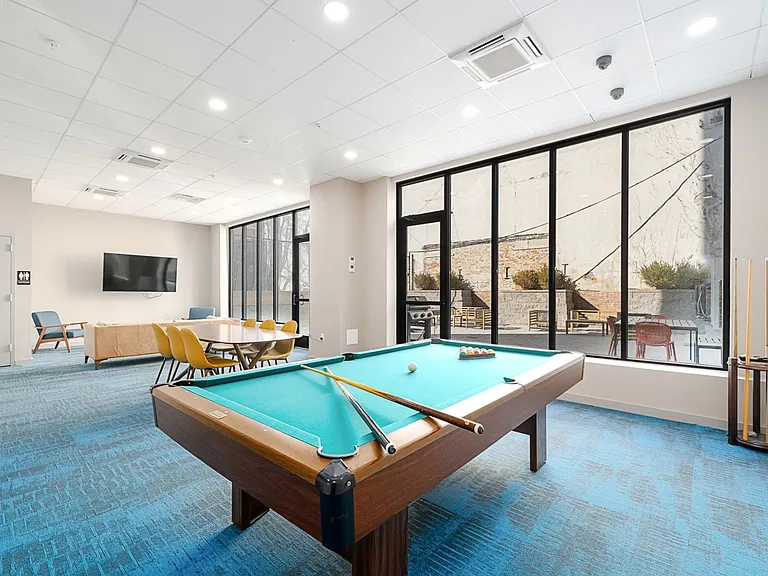 253 Academy — Photo 29
