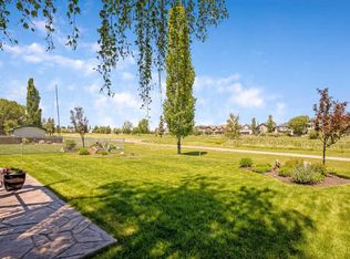 1120 SW High Country Dr NW, High River, AB T1V1E2