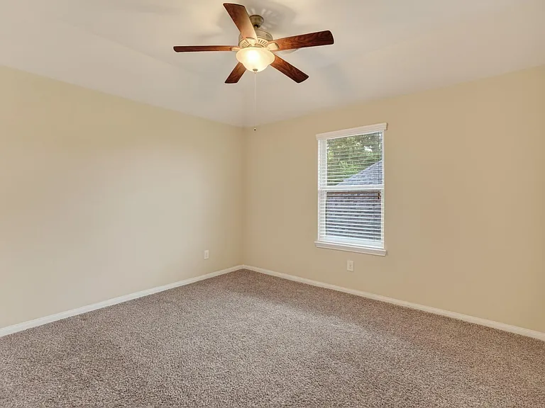 13302 Hidden Valley Dr — Photo 33