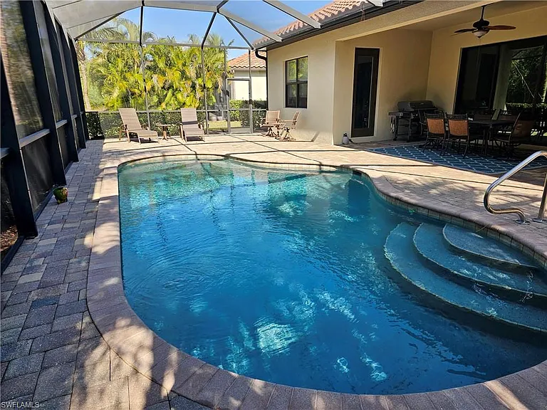 9387 Vercelli Ct — Photo 14