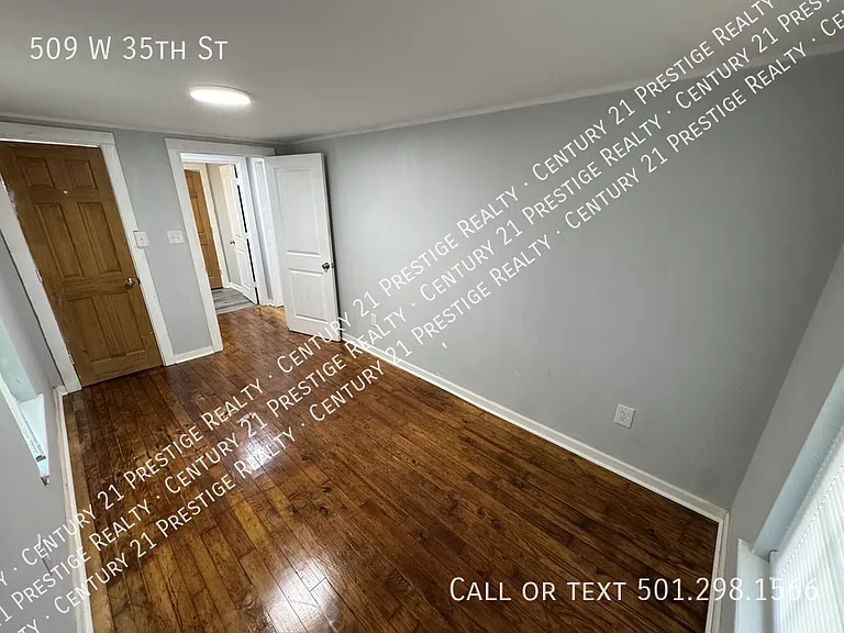 509 W 35th St — Photo 13