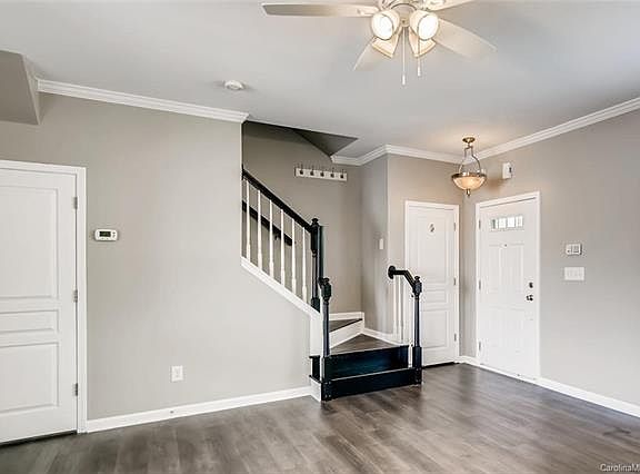 5th image of 8037 Lynwood Sq #Townhouse