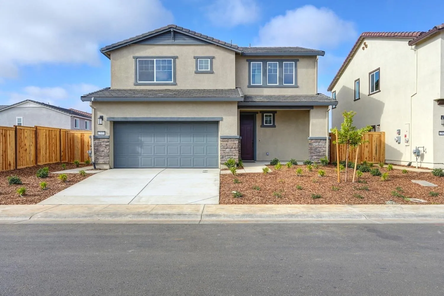 12033 Mircado Way photo 1