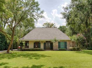 416 Plater Dr, Thibodaux, LA 70301