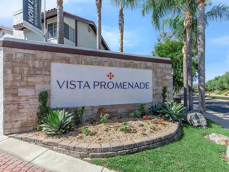 Vista Promenade — Photo 14