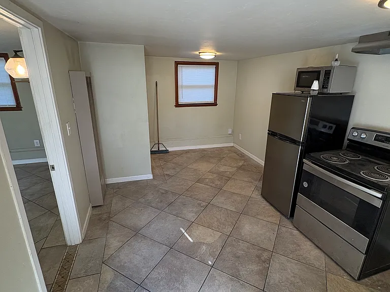 2516 N St #4 — Photo 22