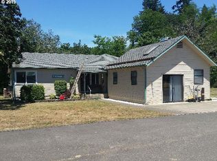 499 Burkhart Rapids Ln, Roseburg, OR 97471