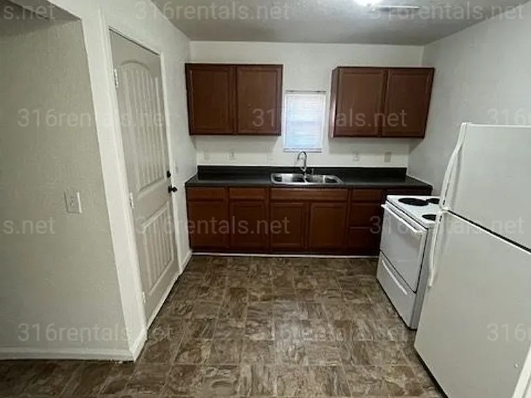 1607 N Minneapolis St — Photo 8