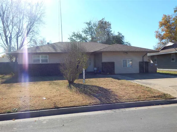 3313 Brooks Dr, Enid, OK 73701