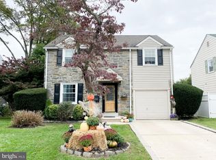 425 Maplewood Rd, Springfield, PA 19064