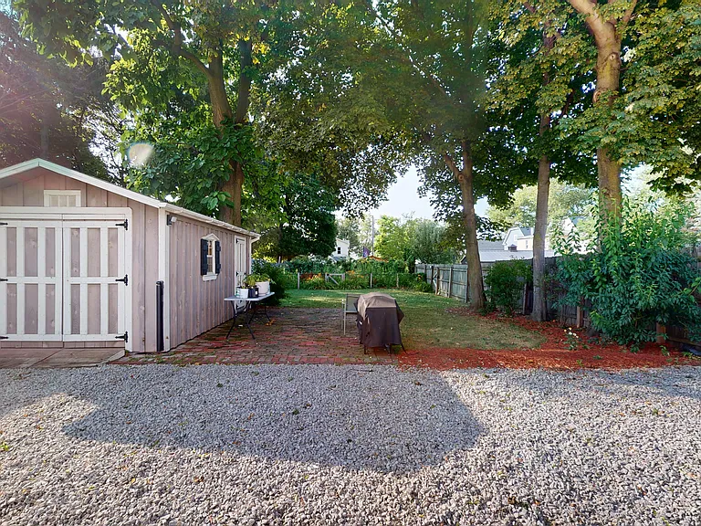 914 W 3rd St #1 — Photo 28