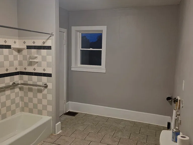 219 Van Dorn Rd S — Photo 8