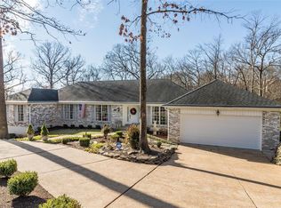 9712 Fall Ridge Trl, Saint Louis, MO 63127