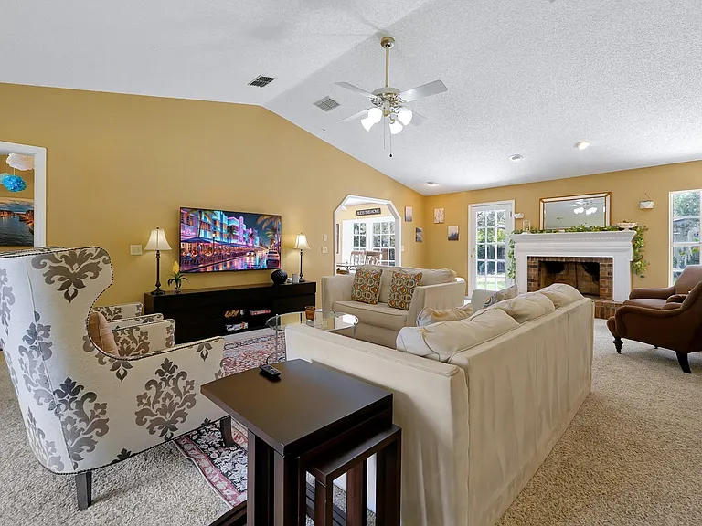 5212 Abelia Dr — Photo 34