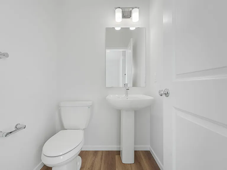 545 Black Stone Blvd — Photo 23