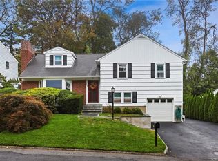 760 W Hartsdale Rd, White Plains, NY 10607