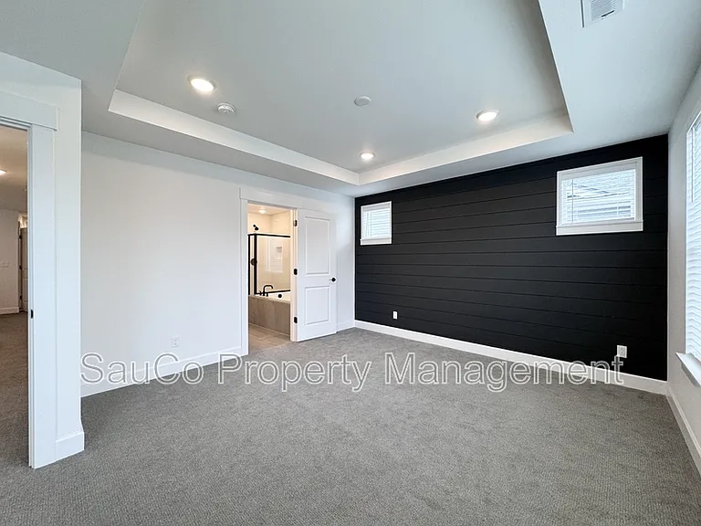 3920 SE 83rd Ave — Photo 12