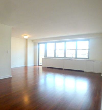 3rd image of 765 Amsterdam Ave APT 3H