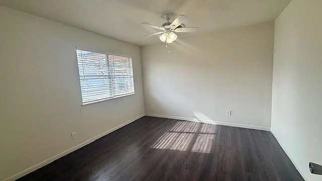 800 Otis St — Photo 15