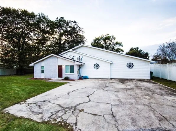 177 Murphy Ln, Des Allemands, LA 70030