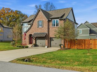 2136 Neill Ln, Cross Plains, TN 37049