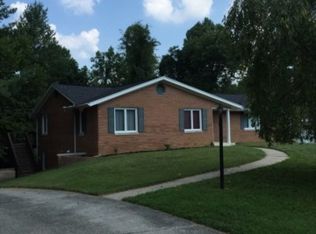 300 Ladonna Blvd, Evansville, IN