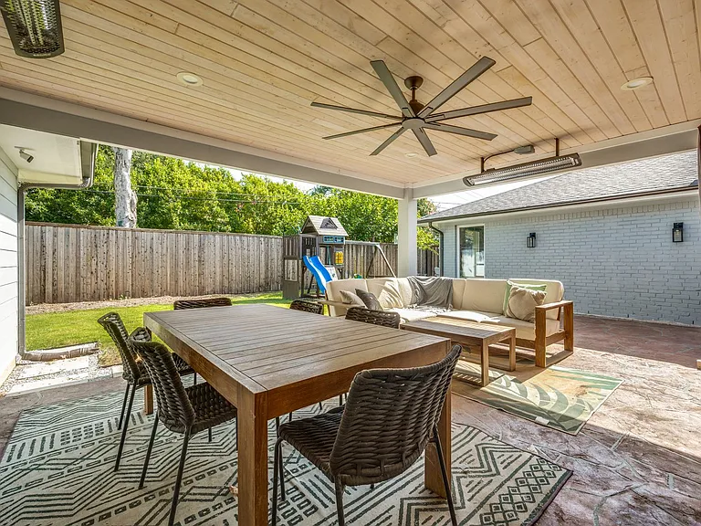 3619 Merrell Rd — Photo 23