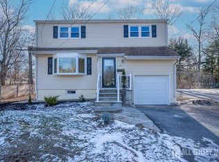 121 Jadach Dr, Dunellen, NJ 08812