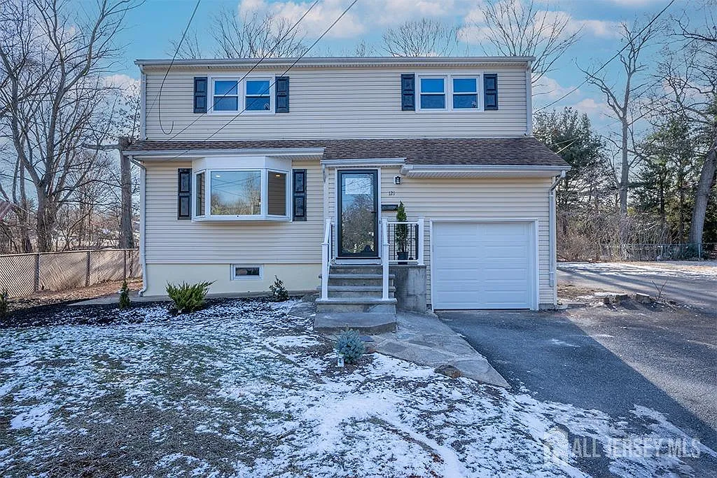 121 Jadach Dr photo 1