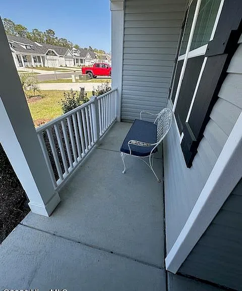 111 Arnette Dr #B — Photo 2