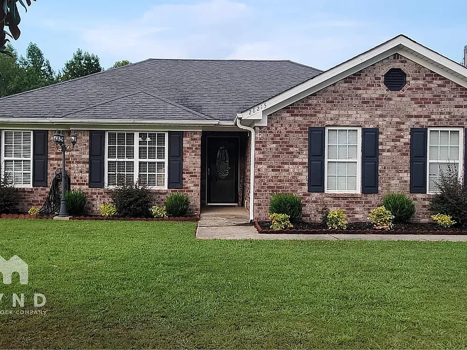 28215 Dalewood Ln