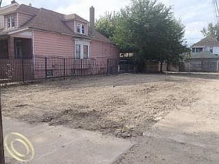 2nd image of 7730 Navy St