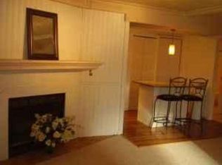 9625 S Lake Ridge Dr, Bloomington, IN 47401