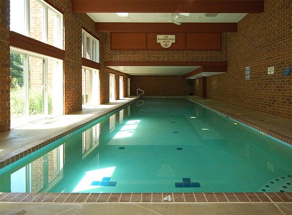 5th image of 1 Bloomingdale Pl APT 522