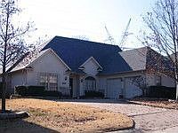 1st image of 927 Kingwood Cir