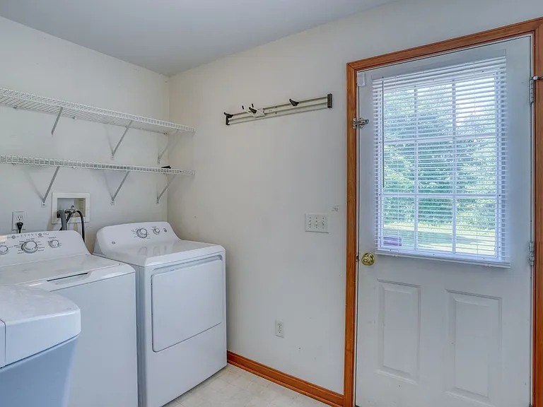 259 Blackbird Forest Rd — Photo 20