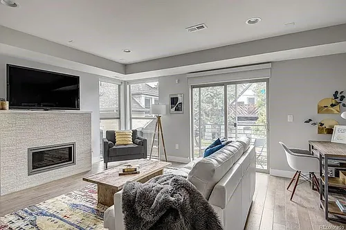 78 N Logan St Photo 1